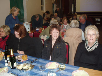 Members enjoying their supper at the February 2007 meeting.